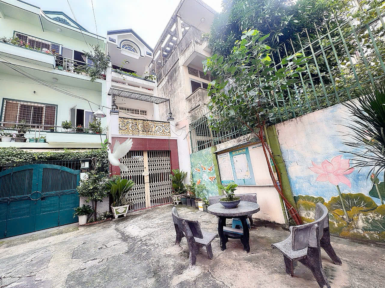 CHÍNH CHỦ CẦN BÁN NHÀ 4 TẦNG XE HƠI NGỦ TRONG NHÀ Đ.NAM KỲ KHỞI NGHĨA, QUẬN 3 - DT NGANG ĐẸP 4,5M*15M*LH GIANG GIANG: 0938676685