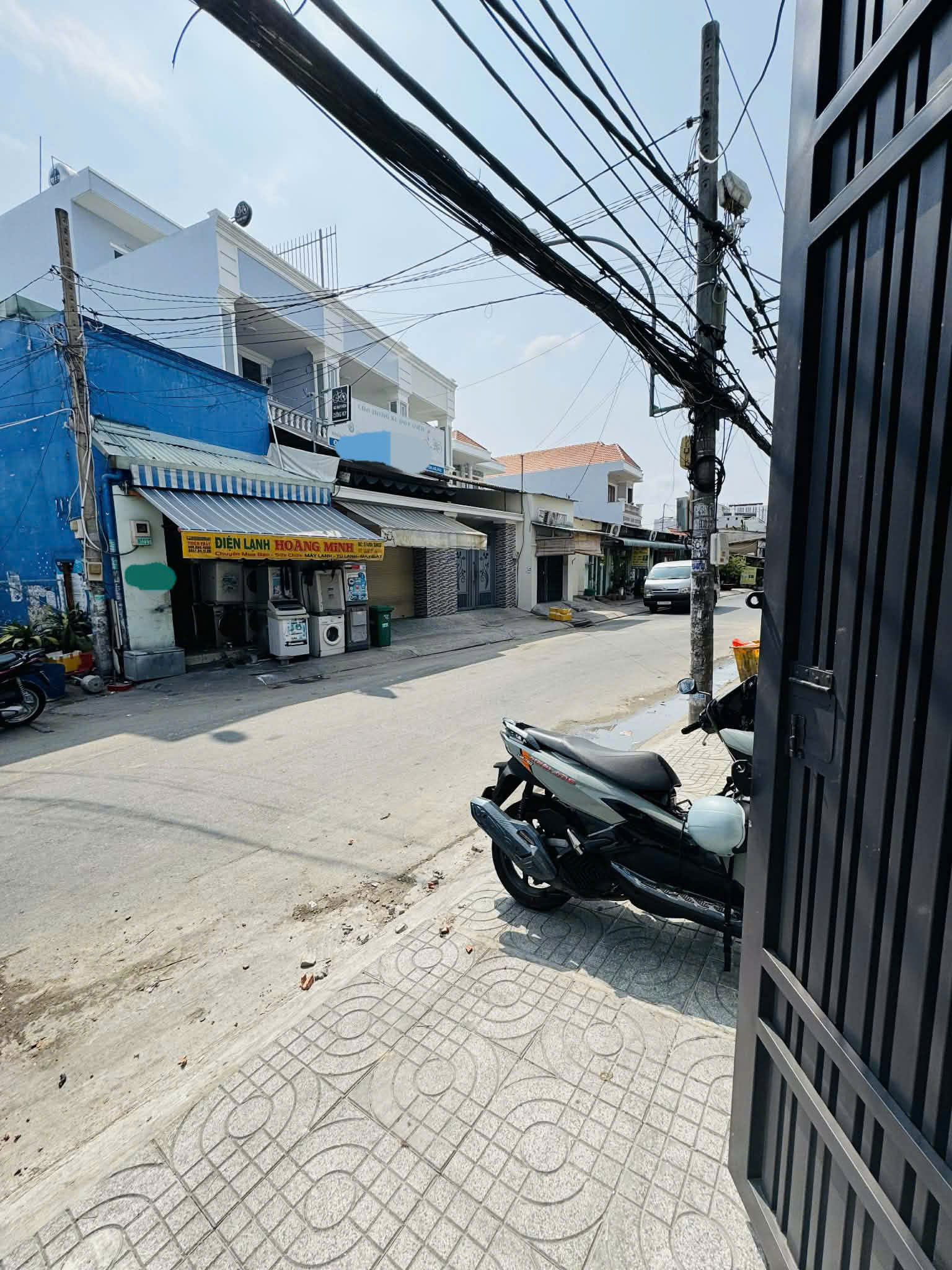 Hẻm 1/ - MT Đường - 9 TỶ NHỈNH - BÌNH TÂN - Nhà Mới - Gần Tên Lửa,Chợ - Siêu Thị Aeon - 88M2(4*22) - 2 TẦNG - 3PN