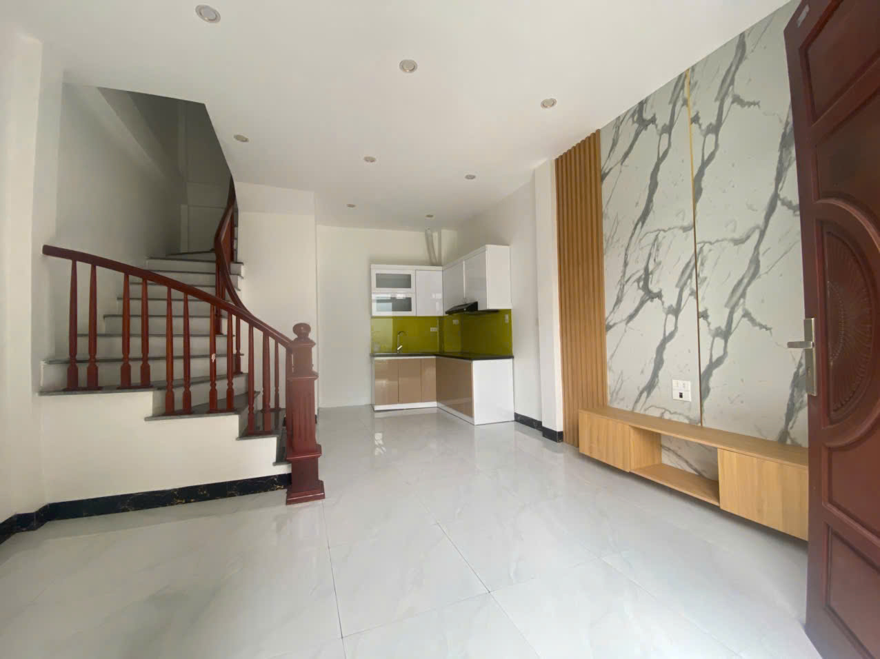 Nhà đẹp - vị trí cực hiếm - giá trị thực cho người mua nhanh