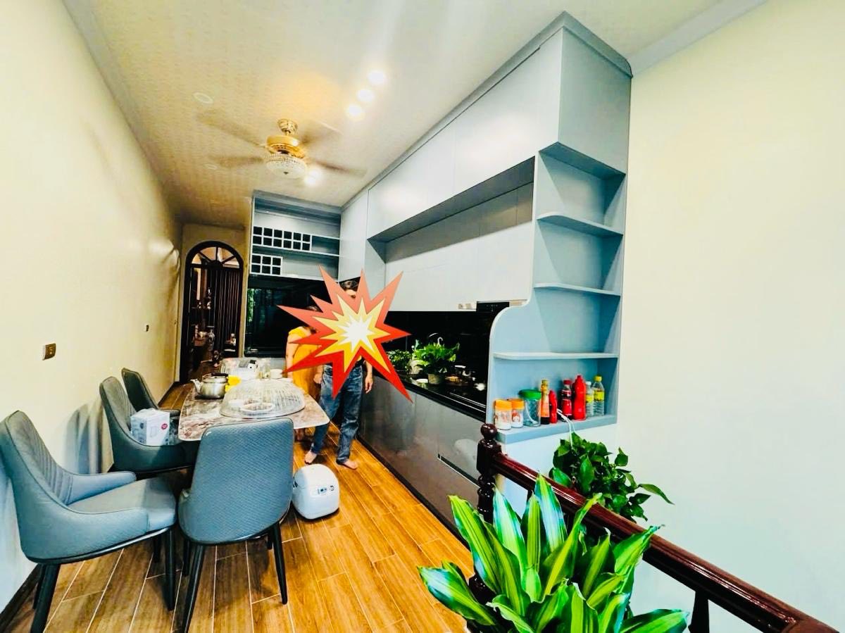 NHÀ TT CẦU GIẤY - KINH DOANH - LH : EM HOÀNG PHÚ NHÀ MẶT PHỐ ĐẸP - PHONE: 0969577586