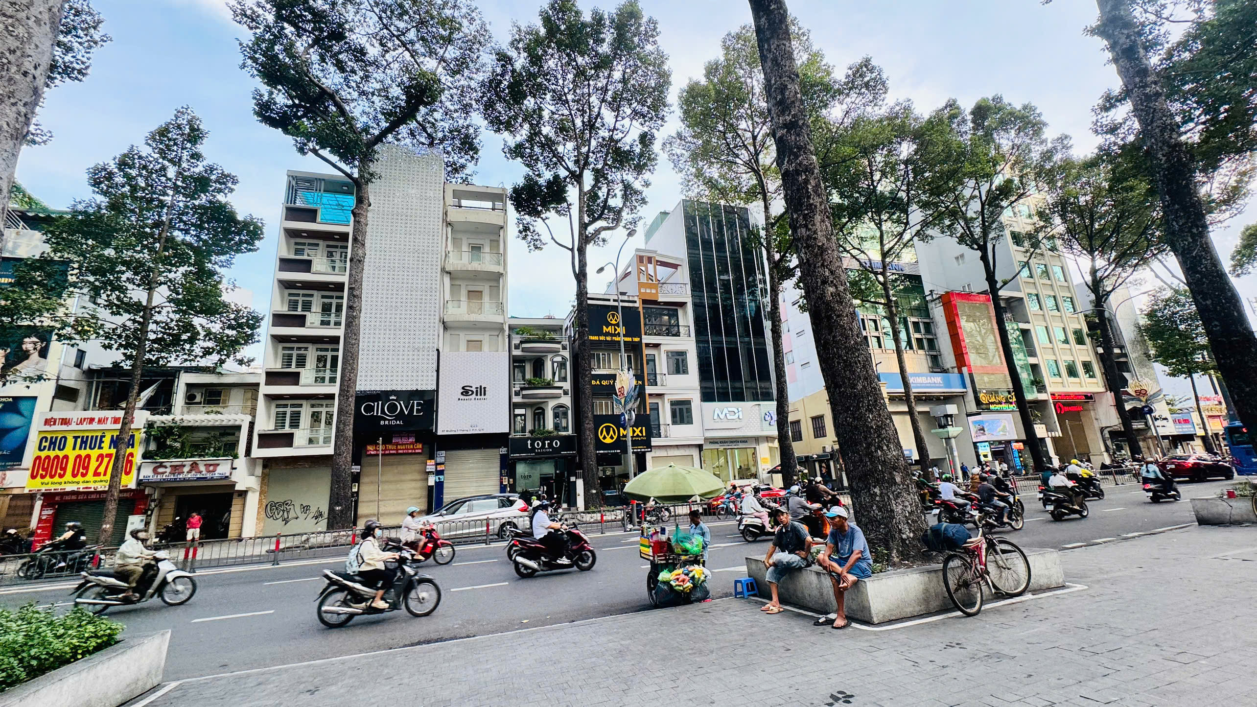 BÁN BUILDING 7 TẦNG CÓ HẦM - MẶT TIỀN KD ĐƯỜNG 3/2, QUẬN 10 - NGAY VÒNG XOAY DÂN CHỦ KẾT NỐI QUẬN1,QUẬN 3 - HDT THẨM MỸ MEGA KOREA 10.000$/TH