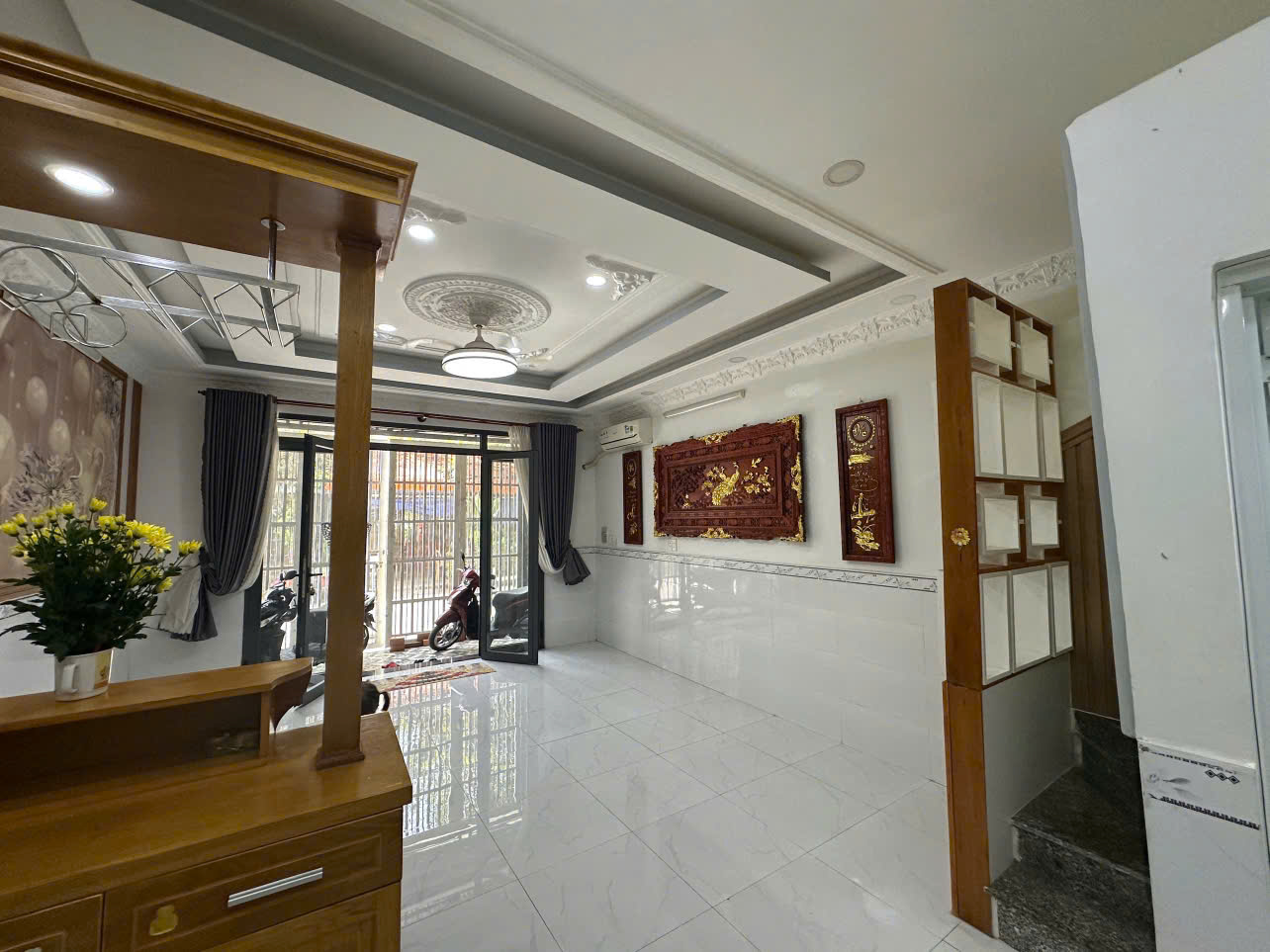CHO THUÊ NHÀ NGUYÊN CĂN – 1 TRỆT 2 LẦU – NHÀ BÈ