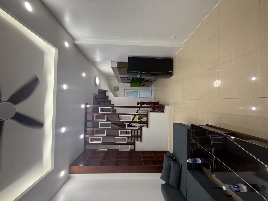 Thịnh hào 47m 7 tầng chỉ 11,8 tỷ, nhà mới đẹp long lanh, ngõ nông, gần ô tô