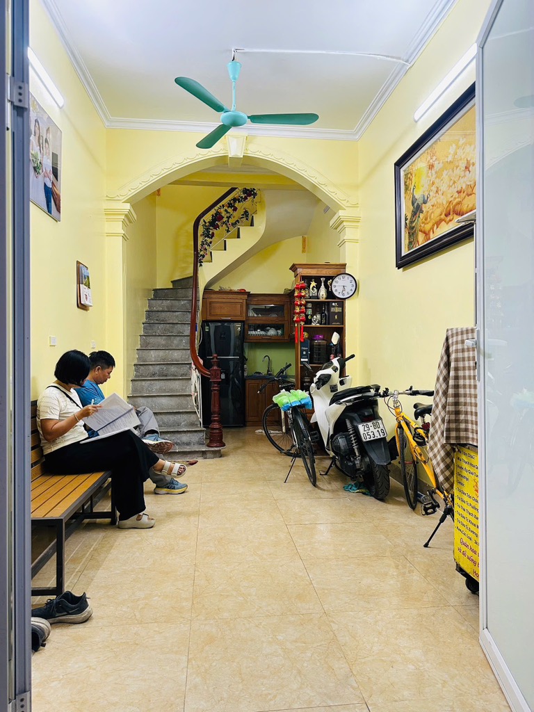 Cẩm Văn 30m 5 tầng chỉ 6,8 tỷ, siêu tiện ích, đủ công năng