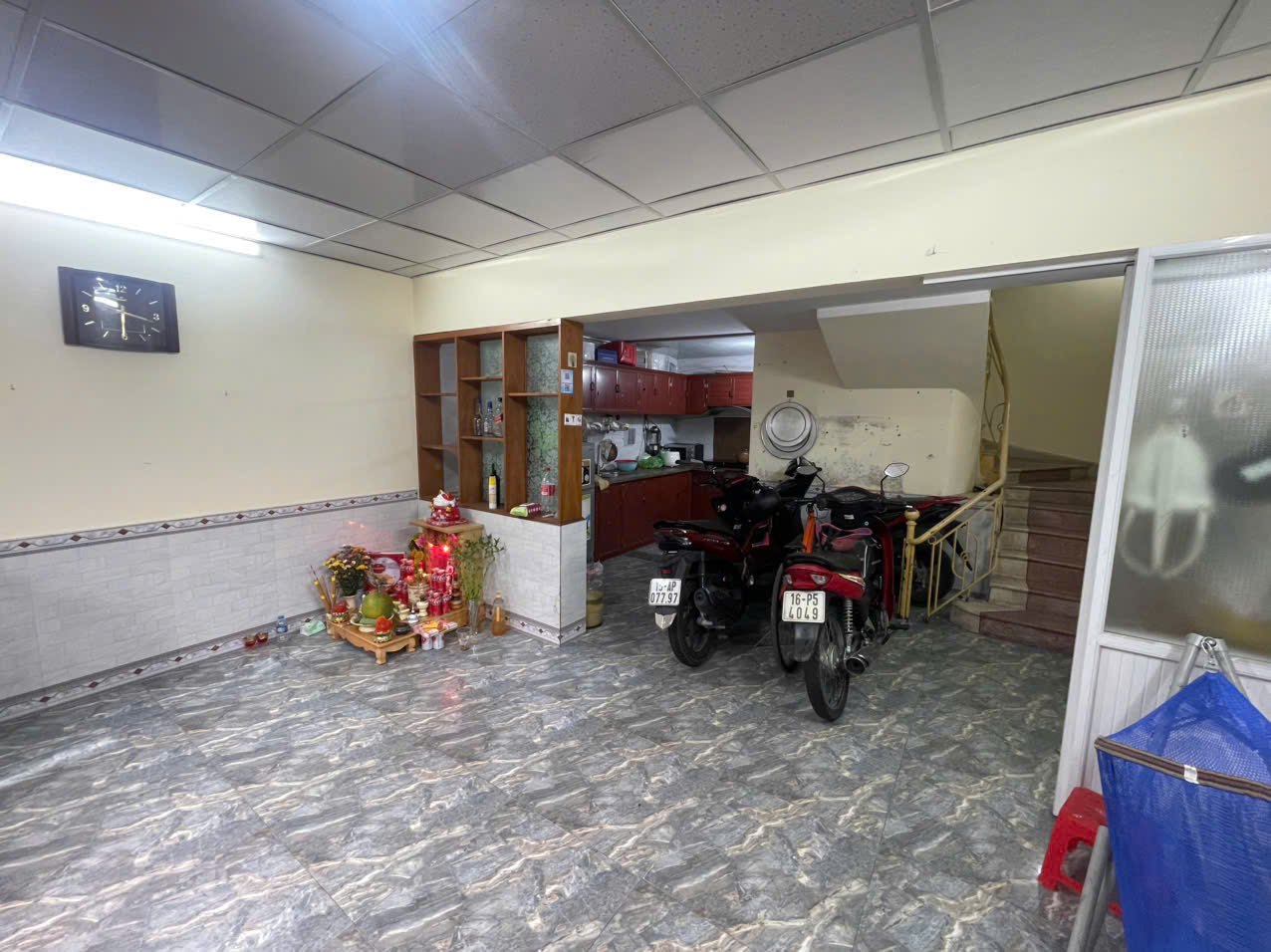 Bán Nhà Phố An Đà - Đông Khê ngay sau lô 22 Lê Hồng Phong: vị trí đẹp Giá 2,200 tỉ có gia Lộc
