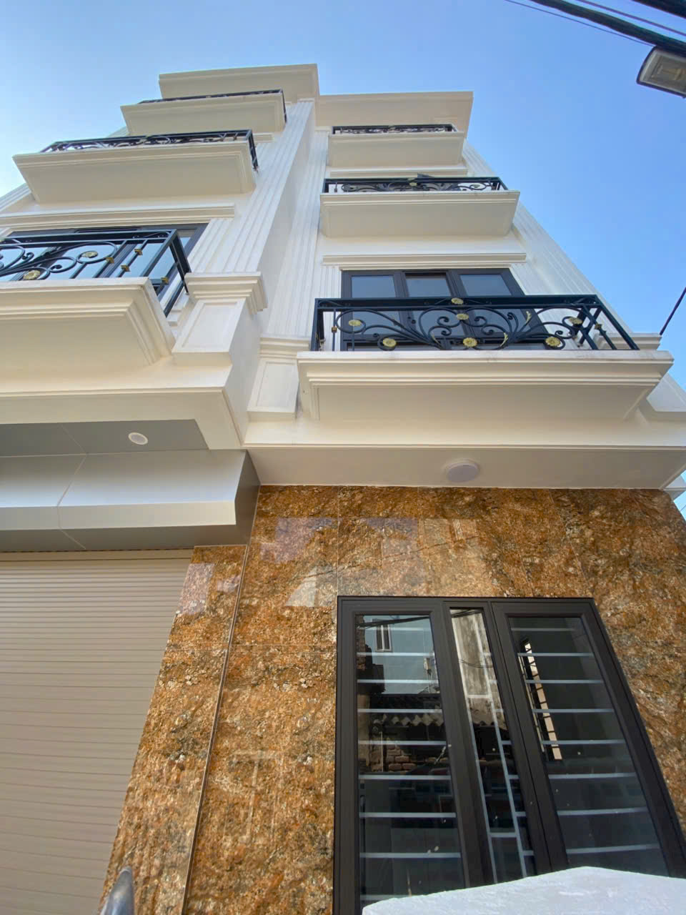 Nhà 4 Xây mới Kinh Koong, Diễn tích rộng 57m2 mt 6,5m Ô Tô 7 chổ vào nhà giá 
6.95 tỷ. gọi ngay 0868118844 lấy sổ. Pháp lý rỏ ràng, sổ đỏ cất két giao dịch ngay.