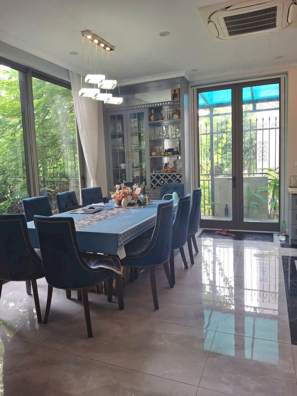 SIÊU BIỆT THỰ  NGHỈ DƯỠNG KHAI SƠN HILL - TẶNG FULL NỘI THẤT TRUNG TÂM NGỌC THỤY - TRƯỜNG VIỆT PHÁP - THIẾT KẾ HIỆN ĐẠI -  GIAO THÔNG THUẬN TIỆN - AN SINH ĐẲNG CẤP