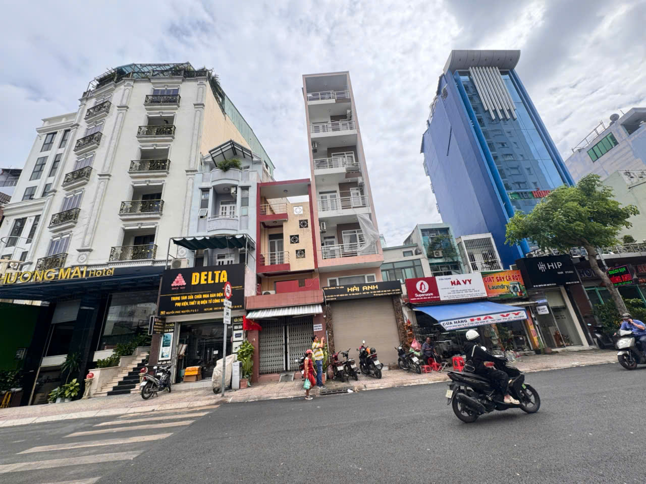 BÁN NHÀ 7 TẦNG MỚI - MẶT TIỀN Đ. NGUYỄN PHÚC NGUYÊN, QUẬN 3 - CHÍNH CHỦ  * LH GIANG GIANG: 093.86.76.685