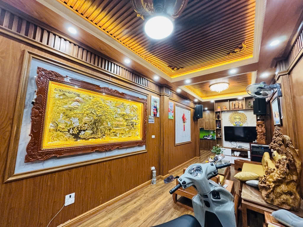 bán nhà  phú lương 50m chỉ hơn 6 tỷ xíu ,nhà 5 tầng chắc chắn ,nội thất đẹp ,ô tô tránh 50m ,nhà cực thoáng ,rất nhiều tiện ích ,đảm bảo thông tin chính xác 100%