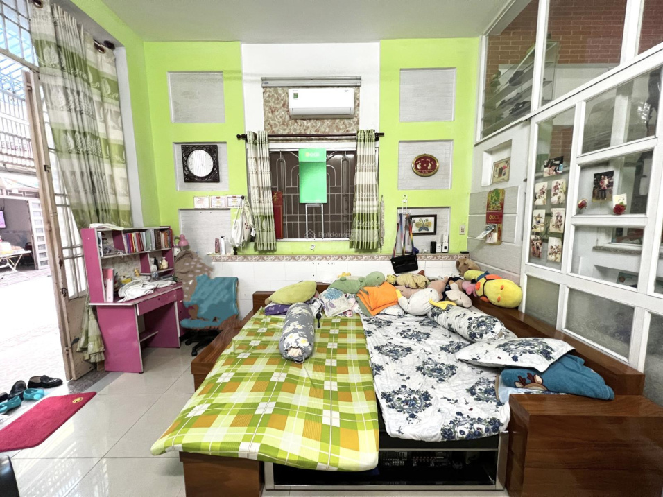 Phú Nhuận, hẻm 6m - 61m2 - ngang 5m dài 12,4m - chuẩn A4, 3 tầng - 10.99 tỉ