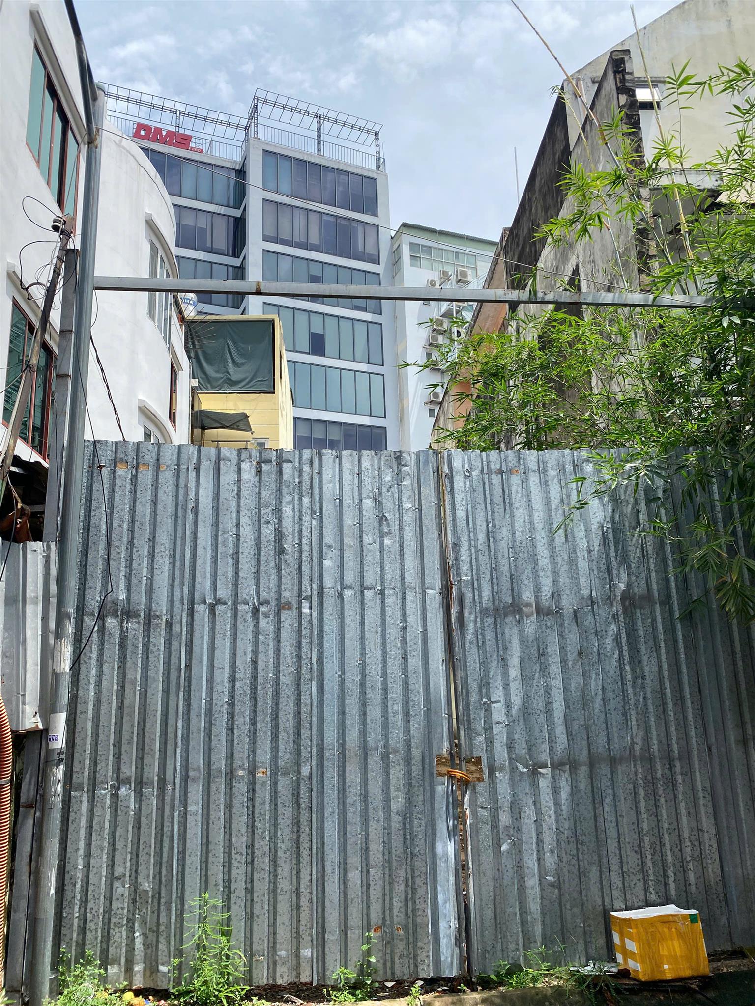 bán nhà bạch đằng, tân bình: diện tích vàng 176m2, sổ đỏ trao tay, giá hời 25.5 tỷ, hướng đông đón lộc! gọi 0789892658