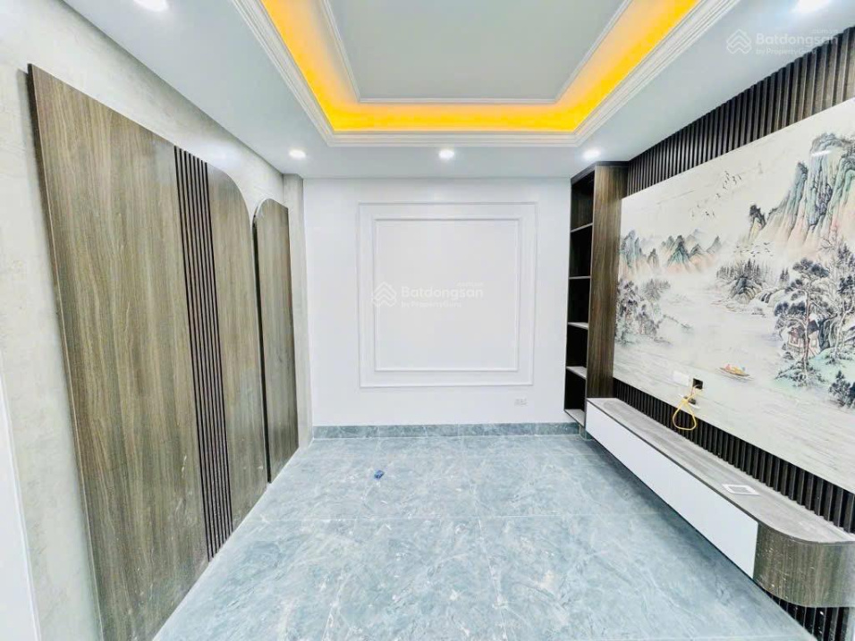 Đó cũng là lý do nhiều khách sau khi trao đổi với tôi, chỉ cần 2–3 căn là đã chọn được nhà phù hợp.