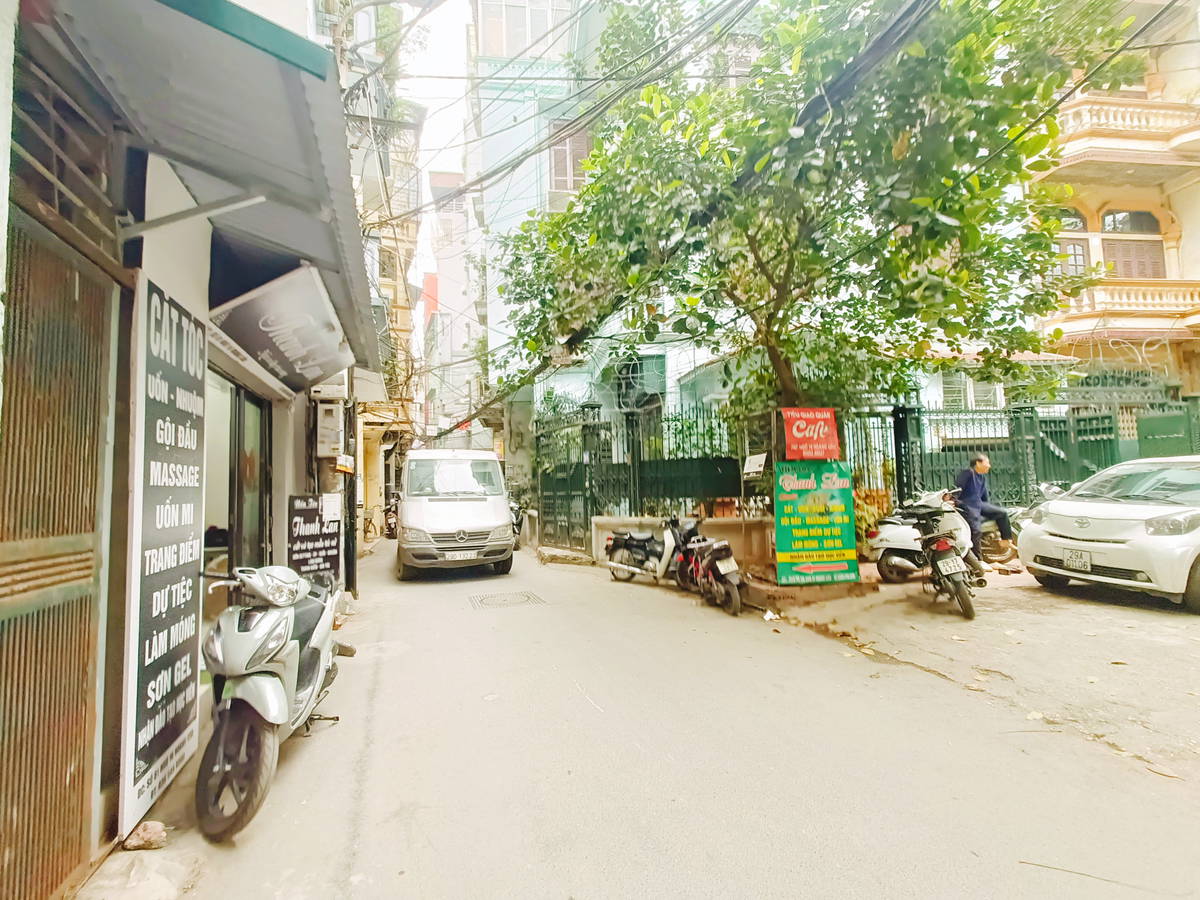 SIÊU PHẨM MẶT NGÕ GIANG VĂN MINH – CỔNG SAU LĂNG BÁC – VỊ TRÍ ĐẮC ĐỊA – 4 TẦNG CHẮC CHẮN CHỈ 8 TỶ