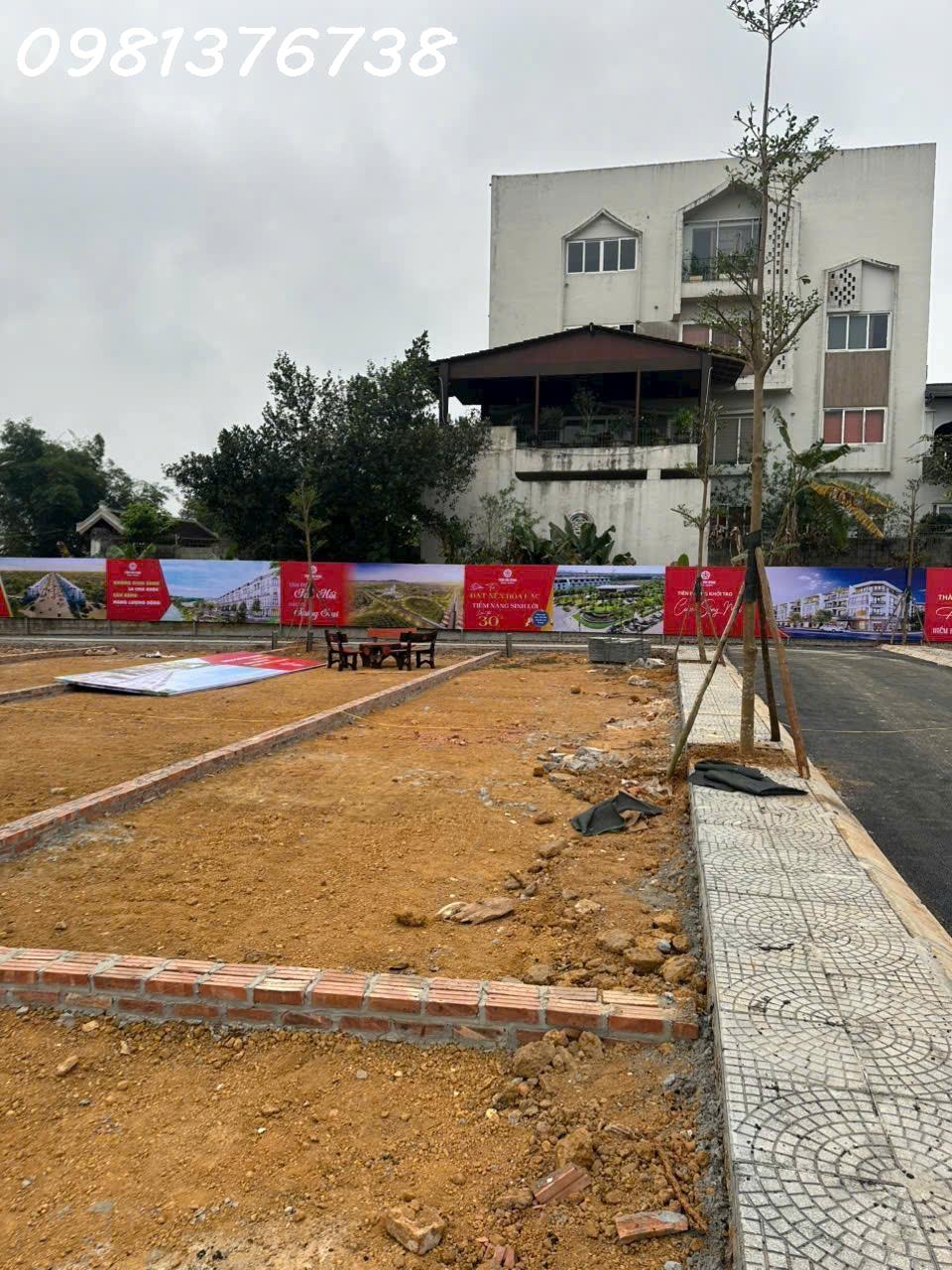 ???? CHỈ 3 TỶ HƠN – SỞ HỮU LÔ ĐẤT LÀN 2 QL21 HÒA LẠC – SÁT METRO. LH 0981376738