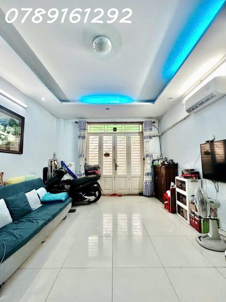 NGUYÊN HỒNG - P11 - BÌNH THẠNH  64M2 -  4x16 - 3PN - NỞ HẬU -  6TỶ4