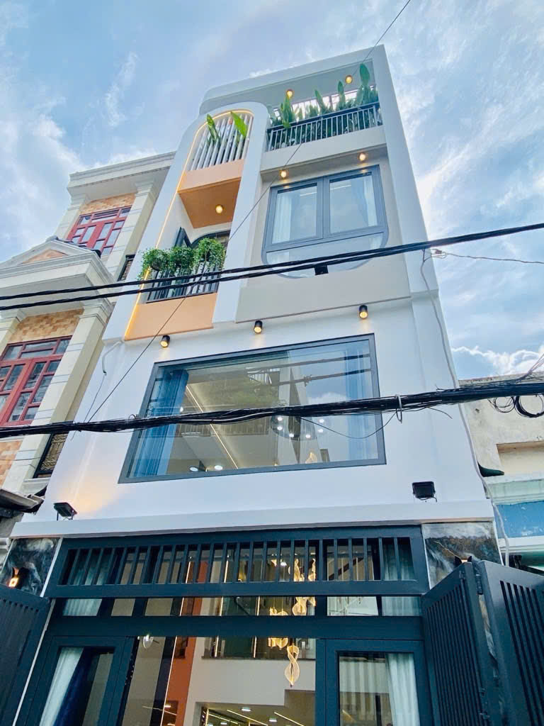 HẺM Ô TÔ ĐẬU NGÀY ĐÊM - 4 TẦNG MỚI - 4 PHÒNG, 4 WC + SÂN PHƠI - TẶNG FULL NT XỊN - 7.2 TỎI TL