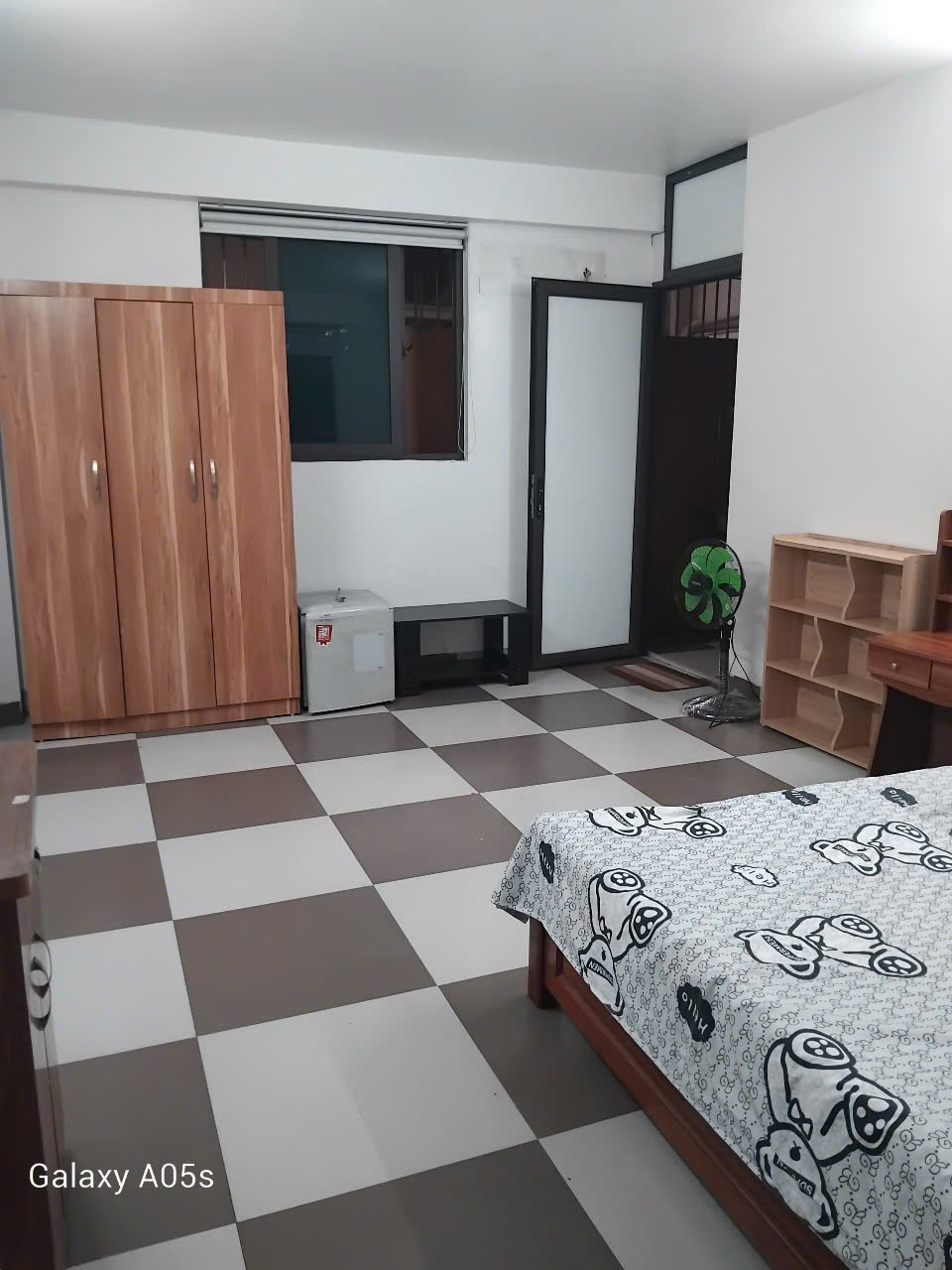 Cho thuê phòng ngõ 99 Trung Kính giá 4.5tr