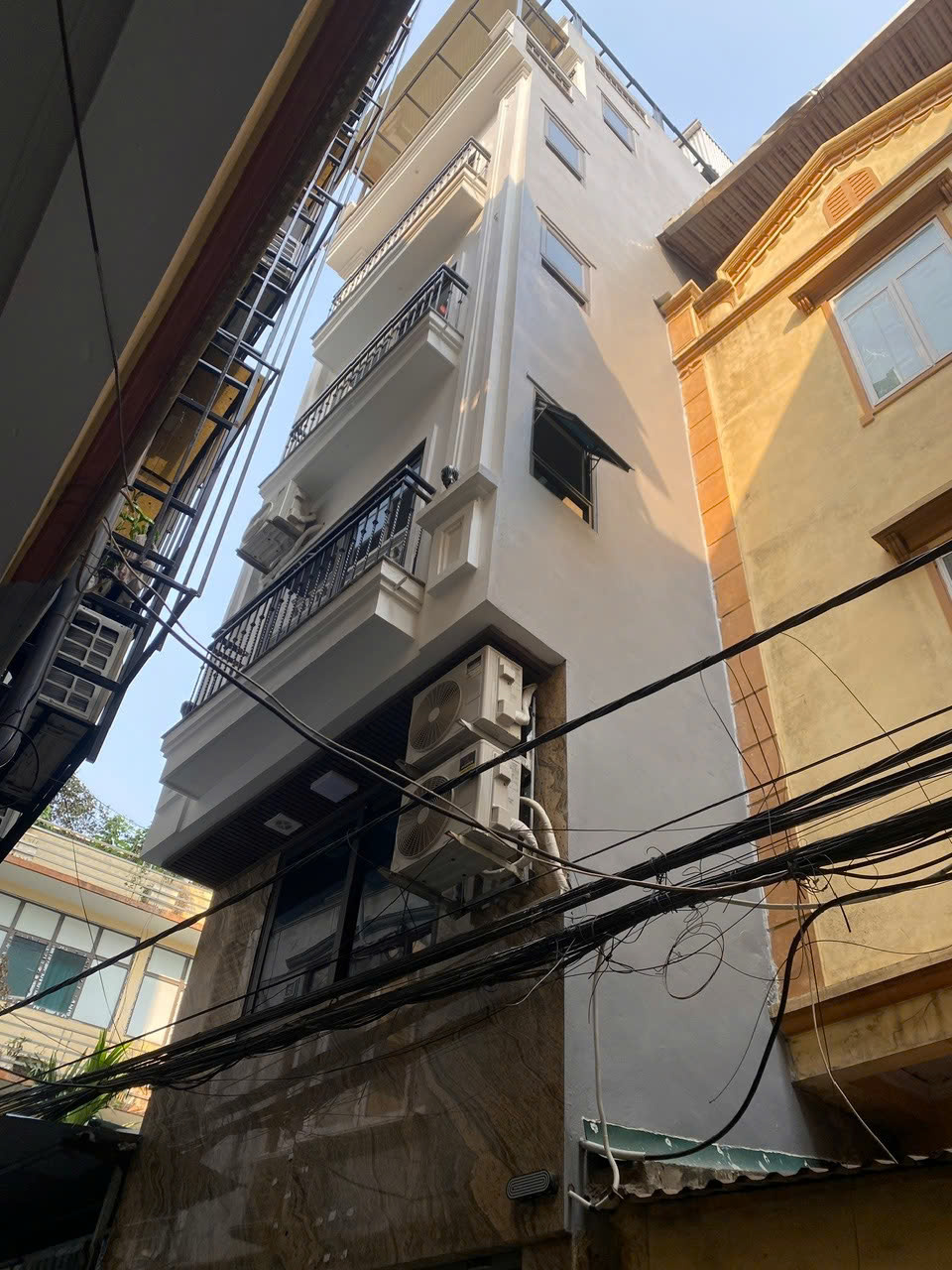 CHÍNH CHỦ CHO THUÊ NHÀ MỚI TINH – 7 TẦNG THANG MÁY – NGÕ Ô TÔ KIM GIANG, HÀ NỘI