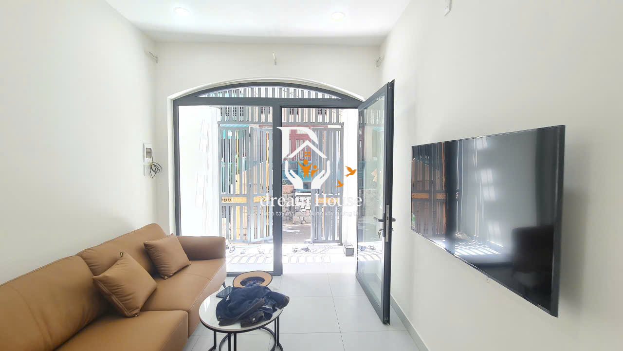 ???? SIÊU PHẨM NHÀ ĐẸP FULL NỘI THẤT PHỐ TÂY - GIÁ 4,8 TỶ ????
???? Nguyễn Thiện Thuật, TP. Nha Trang