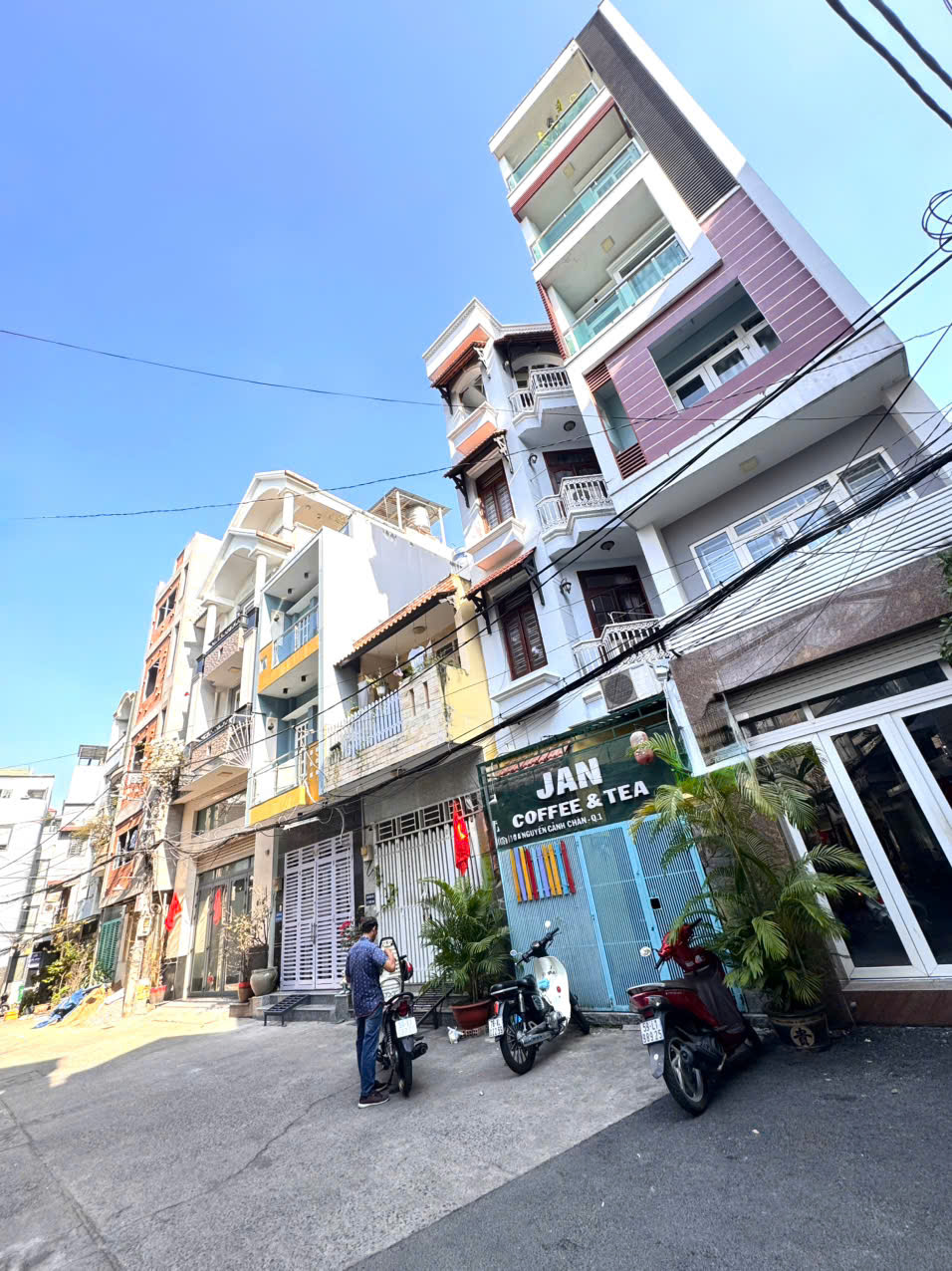 BÁN NHÀ 5 TẦNG HXH 8M Đ.NGUYỄN TRÃI THÔNG NGUYỄN CẢNH CHÂN, QUẬN 1 - DT 53M2 SH VUÔNG ĐẸP- KHU VIP TOÀN CÁN BỘ NHÀ NƯỚC Ở- 0938676685 GIANG GIANG GẶP CHỦ
