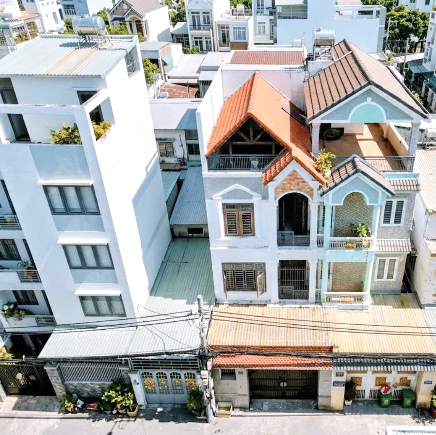 Nhà Kiều Đàm Q7 5x18m, 4 tầng, xe hơi ngủ nhà, chỉ 12.8 tỷ