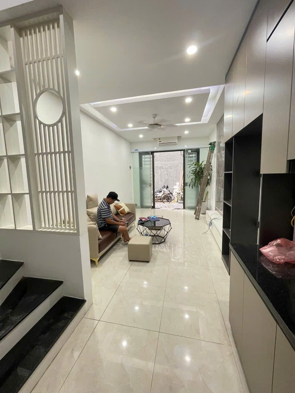 cần bán căn nhà trong ngõ nam dư