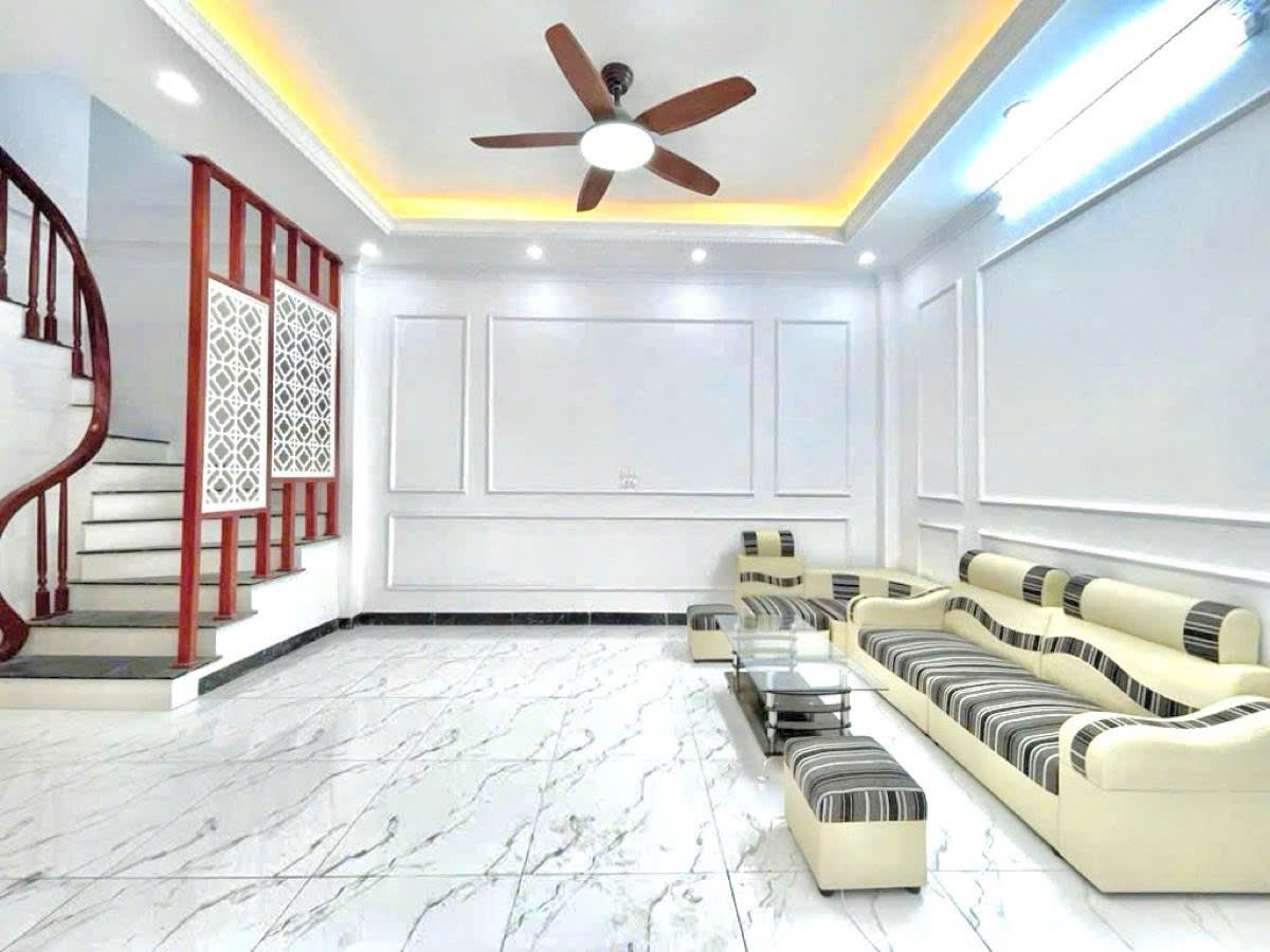 bán nhà phố đông thiên măt tiền khủng