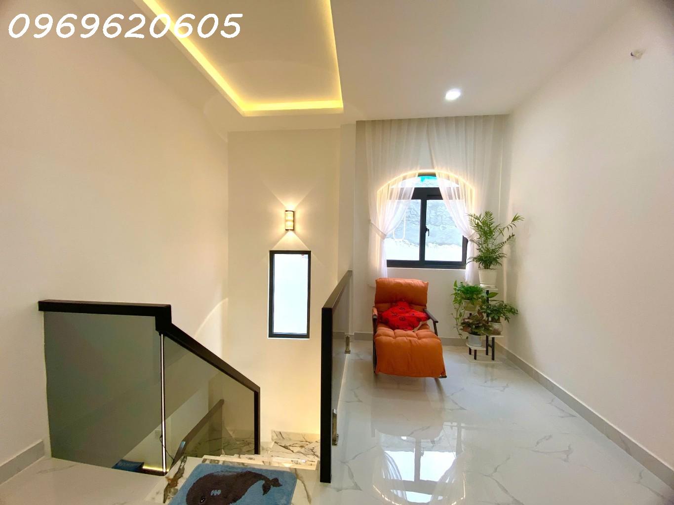 Bá.n N.hà Quận 7, Ô TÔ đỗ cửa, 80m2 Lâm Văn Bền nhỉnh 7 tỏi 0969620605