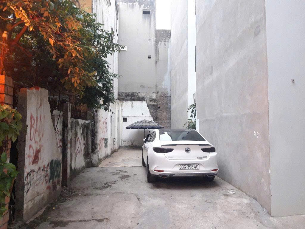 Bán đất đẹp giá rẻ – Việt Hưng, ô tô 7 chỗ vào đất, 20m ra mặt phố lớn

Diện tích: 60m², giá 13 tỷ 600 triệu