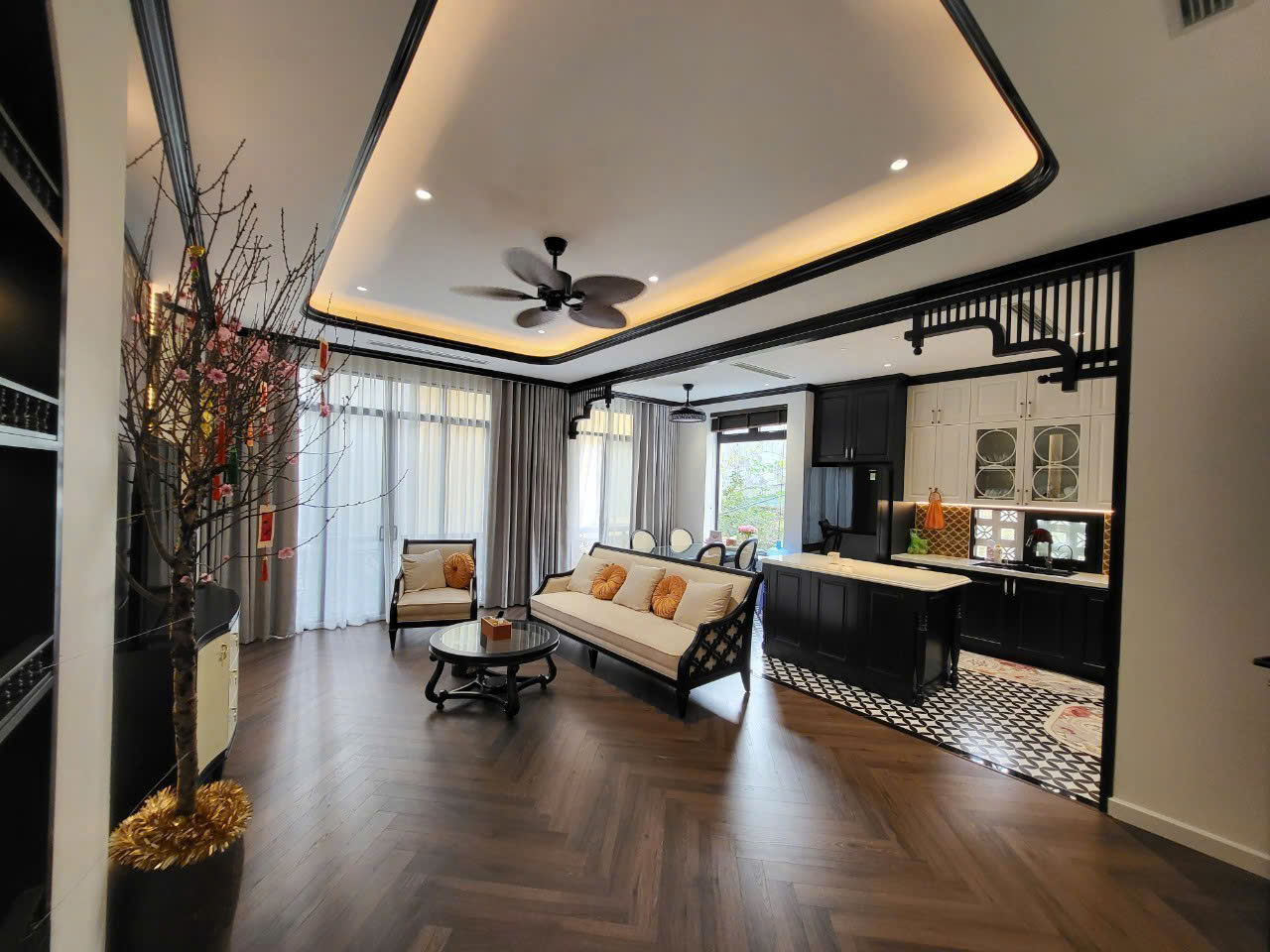 ????SIÊU PHẨM BỒ ĐỀ - LONG BIÊN - PHONG CÁCH INDOCHINA - Ô TÔ VÀO NHÀ 

 • Diện tích: 64m², 5 tầng
 • Mặt tiền: 7m