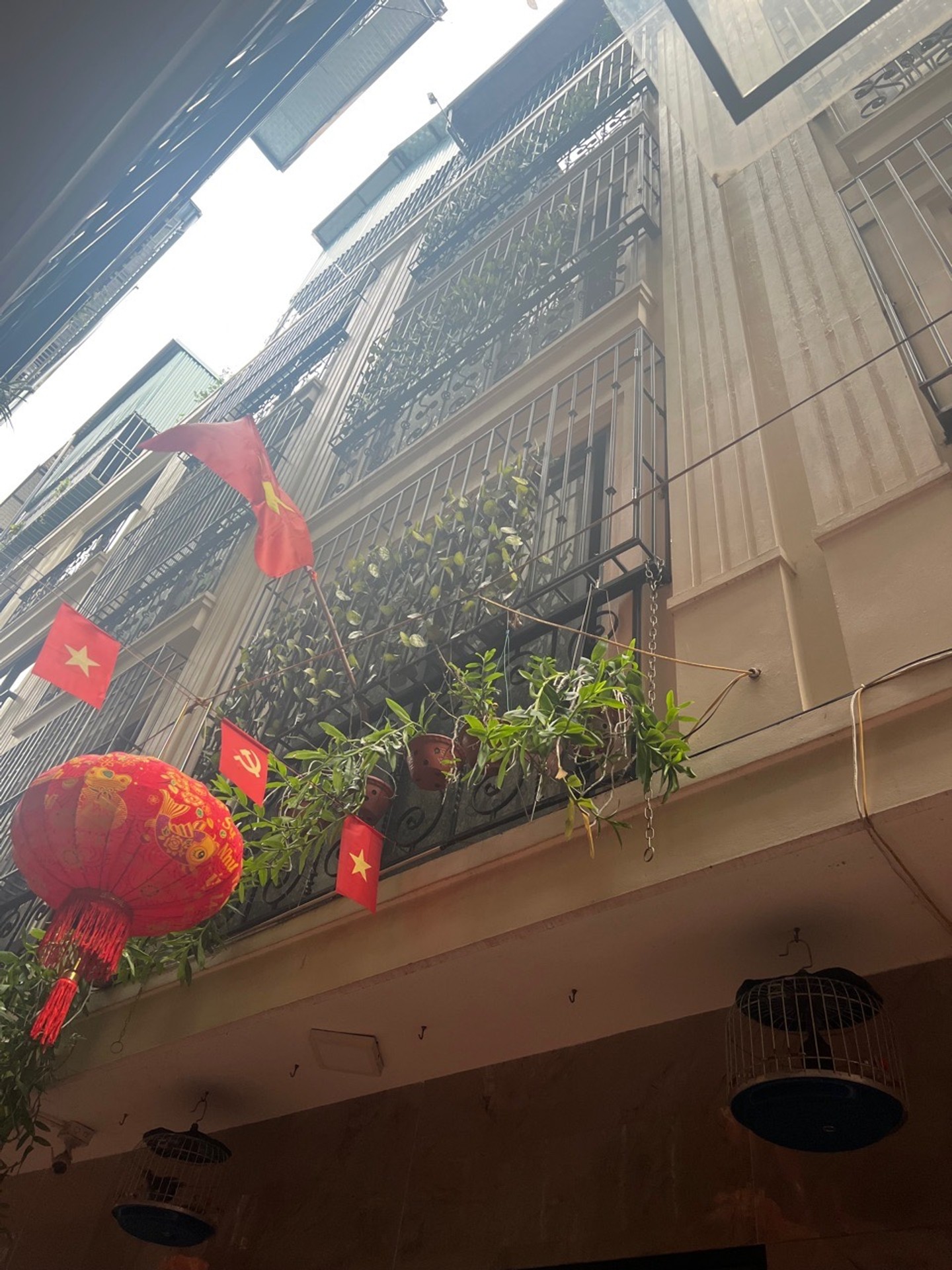 Nhà Ngọc Thụy 5 tầng 4.9 tỷ 30m gần ô tô,ngõ nông,sổ đỏ