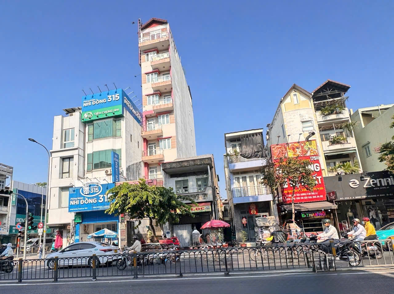 QUẬN 1: CHÍNH CHỦ 0938676685 BÁN TÒA NHÀ 10 TẦNG MẶT TIỀN ĐINH TIÊN HOÀNG, P.TÂN ĐỊNH- DT 155M2- 22 PHÒNG DỊCH VỤ- HDT KHOÁN 1,8 TỶ/NĂM- GIÁ CHÀO MỚI CHỈ 75T