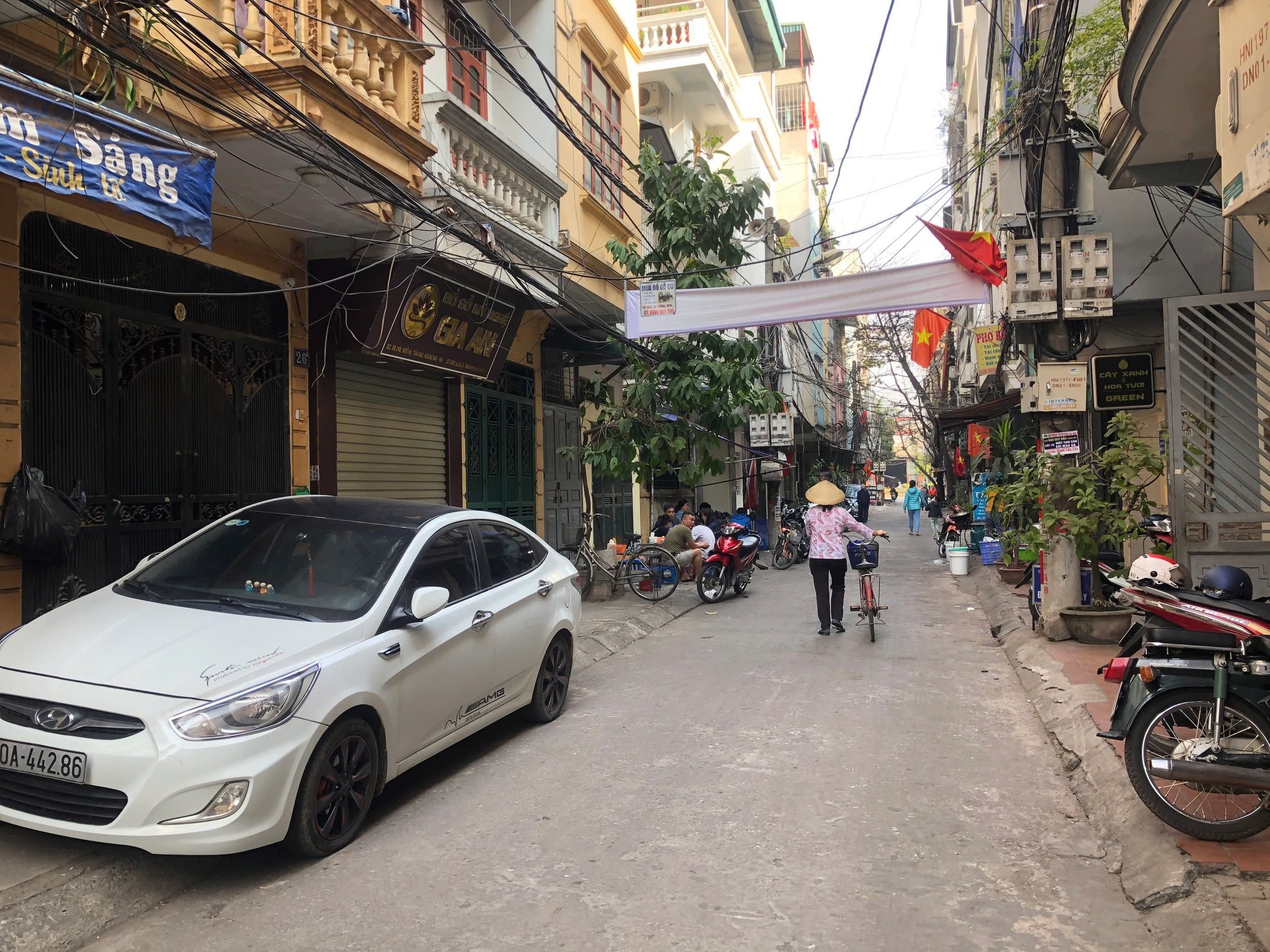 CHO THUÊ NHÀ RIÊNG - MẶT NGÕ 2 Ô TÔ TRÁNH – VỈA HÈ RỘNG – TÂN MAI
