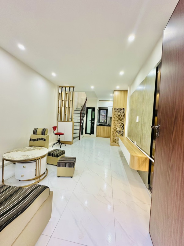 Bán nhà Nguyễn An Ninh ô tô chạy vòng quanh 2 tầng sử dụng gần 60m2 giá 3.2 tỷ sổ đỏ chính chủ