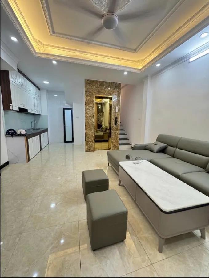 BÁN NHÀ PHƯỜNG THẠCH BÀN 35M2 6 TẦNG THANG MÁY, Ô TÔ TRÁNH, DỪNG ĐỖ 9.X TỶ