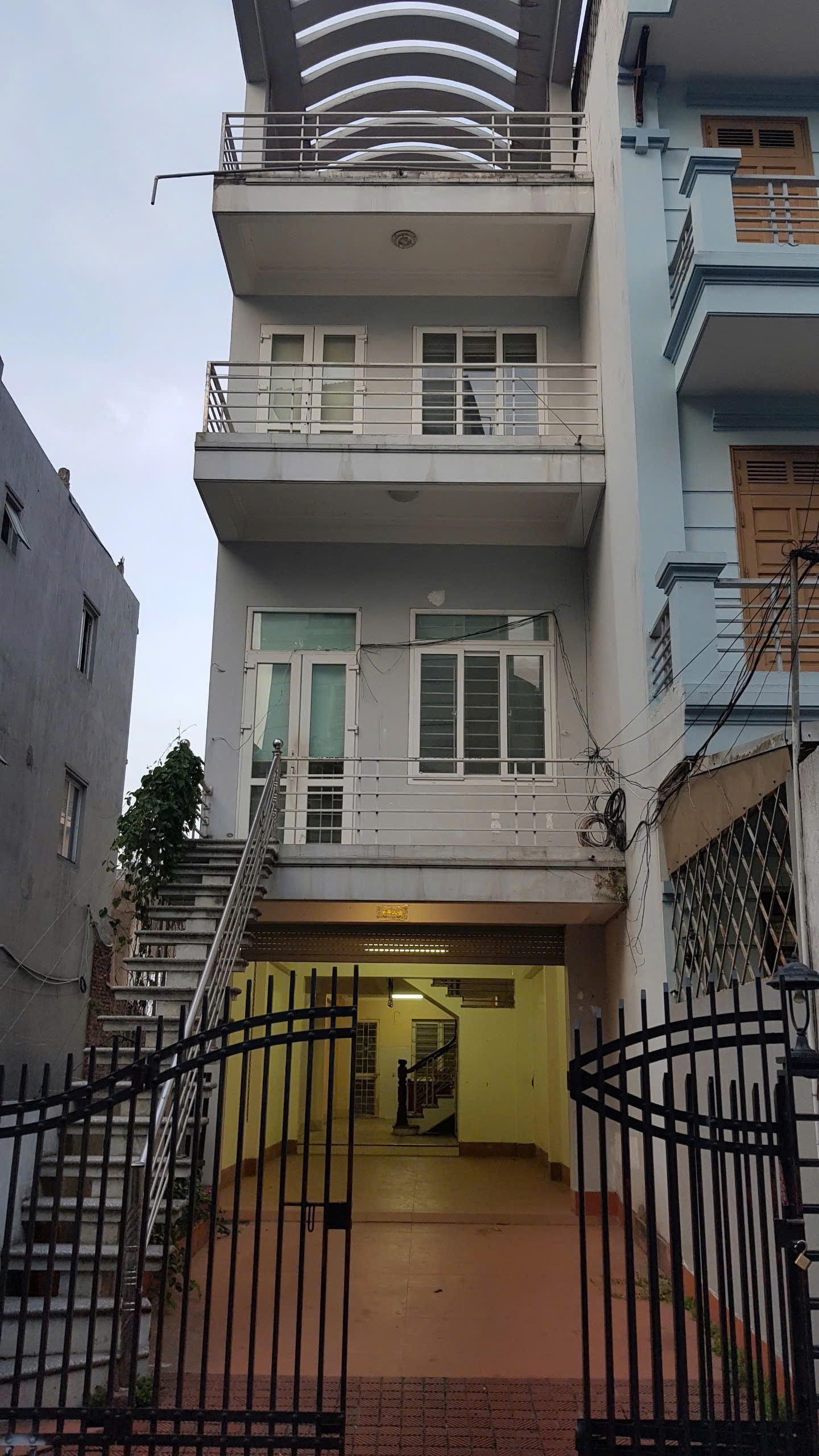 CHO THUÊ NHÀ NGUYÊN CĂN 100m² x 4 TẦNG – TẠI NGÕ 188/35 PHỐ TƯ ĐÌNH, PHƯỜNG LONG BIÊN, QUẬN LONG BIÊN