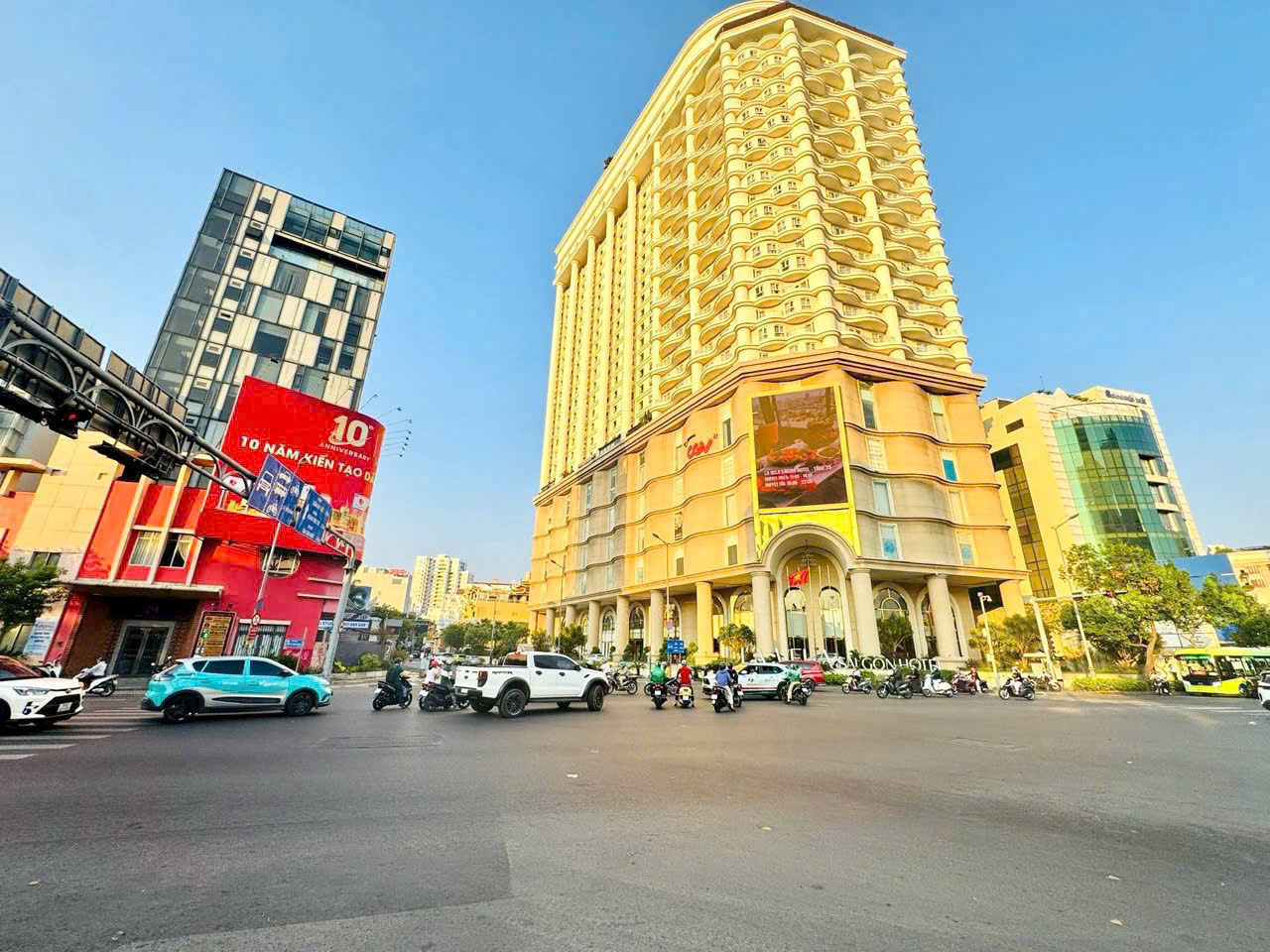 QUẬN 3: BÁN SIÊU PHẨM 9 TẦNG 2 HẦM MẶT TIỀN LÝ CHÍNH THẮNG, P.XUÂN HÒA- DT 9,3M*47M CN 334M2- ĐANG KHAI THÁC VP CTY- 0938676685 CHÍNH CHỦ CHÀO GIÁ TỐT