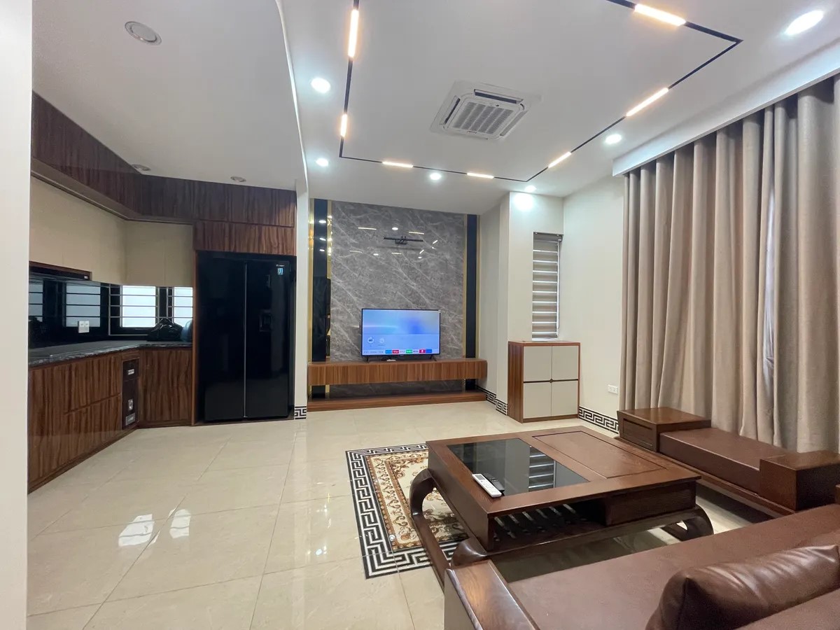 Cho thuê căn hộ CCMN khép kín full đồ thoáng đẹp tại 100 Tây Sơn, Đống Đa