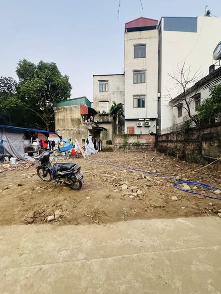 NHỈNH 8 TỶ ĐẤT NGÔ GIA TỰ 54M2, MT4M, NGÕ THÔNG, Ô TÔ ĐỖ CẠNH NHÀ - TẶNG GPXD