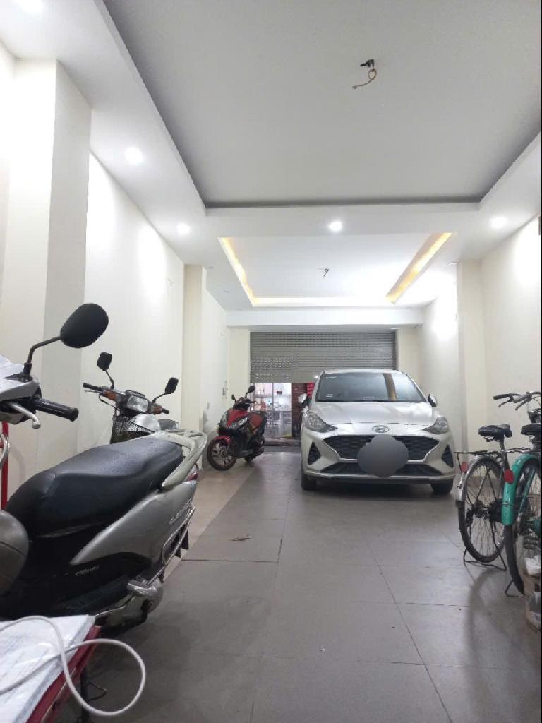 Kim Giang, ngôi nhà phong cách khác biệt, ô tô tránh đỗ, kinh doanh sầm uất, sát Đại Đô Thị