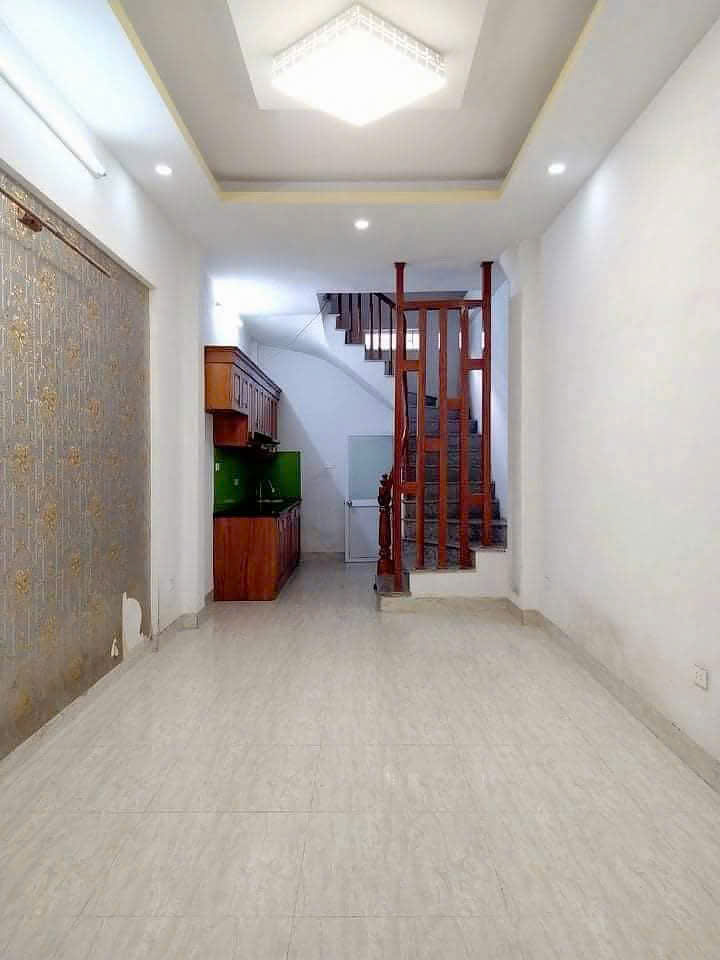 CHÍNH CHỦ CHO THUÊ NHÀ 4 TẦNG TẠI NGÕ 896 NGUYỄN KHOÁI, PHƯỜNG THANH TRÌ, QUẬN HOÀNG MAI, HÀ NỘI