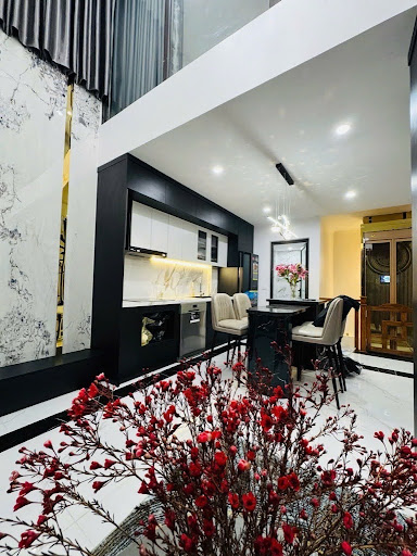 ????????????NHÀ PHỐ NGUYỄN CAO - LÊ QUÝ ĐÔN ~50M2 - 5 TẦNG - MT 4.7M - NHỈNH 11 TỶ - Ô TÔ ĐỖ CỬA????????????