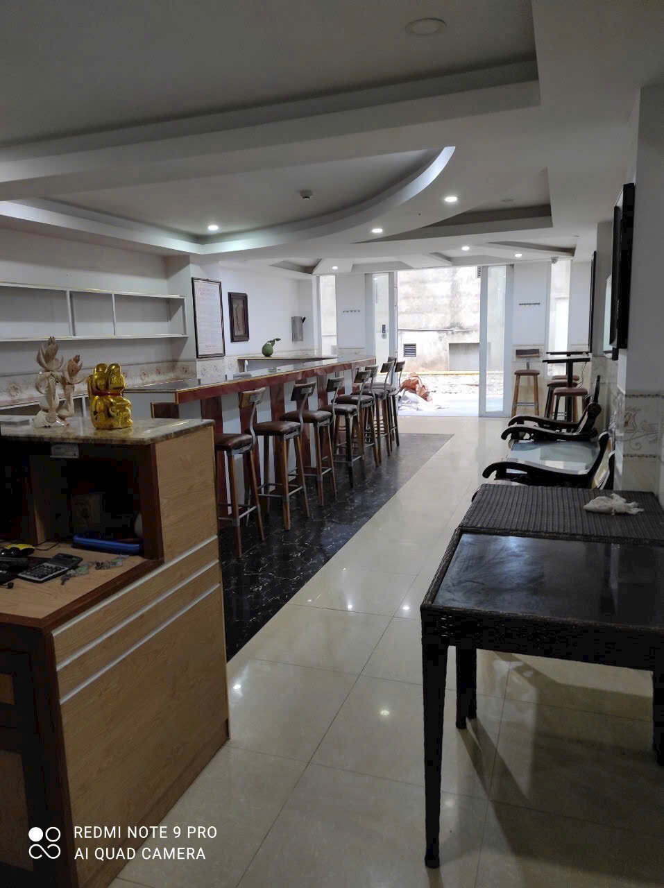 Khách sạn ngay trong lòng phố đi bộ An Thượng, biển Mỹ Khê, ĐN.