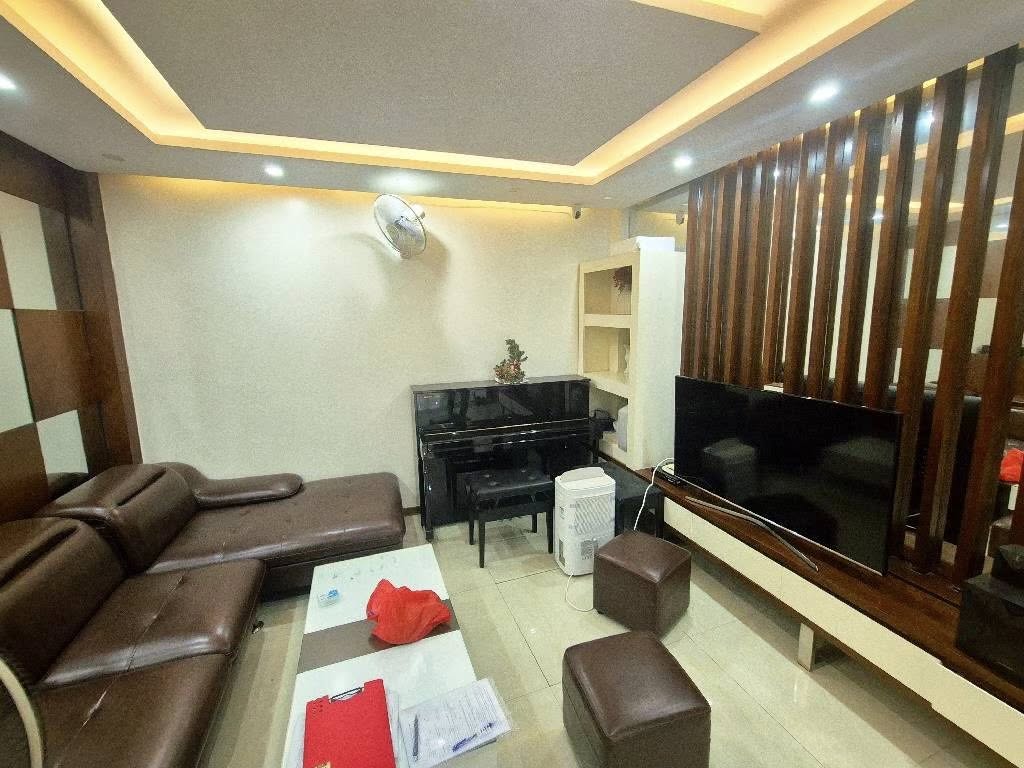 BÁN NHÀ HXH - THÍCH QUẢNG ĐỨC - 60M2 - 2 TẦNG - 3 PN - A4 - CHỈ NHỈNH 8 TỶ