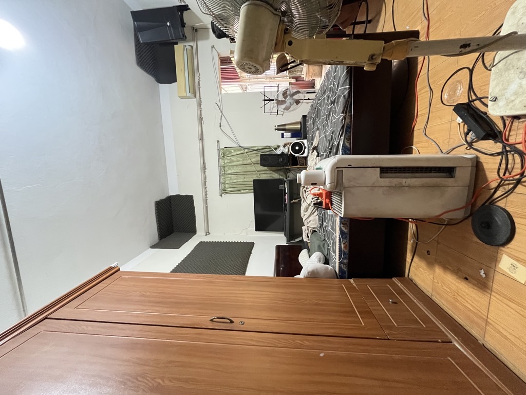 Cự Lộc gần mặt phố, không gian tiên nghi, thoáng mát, sổ đỏ vuông đẹp