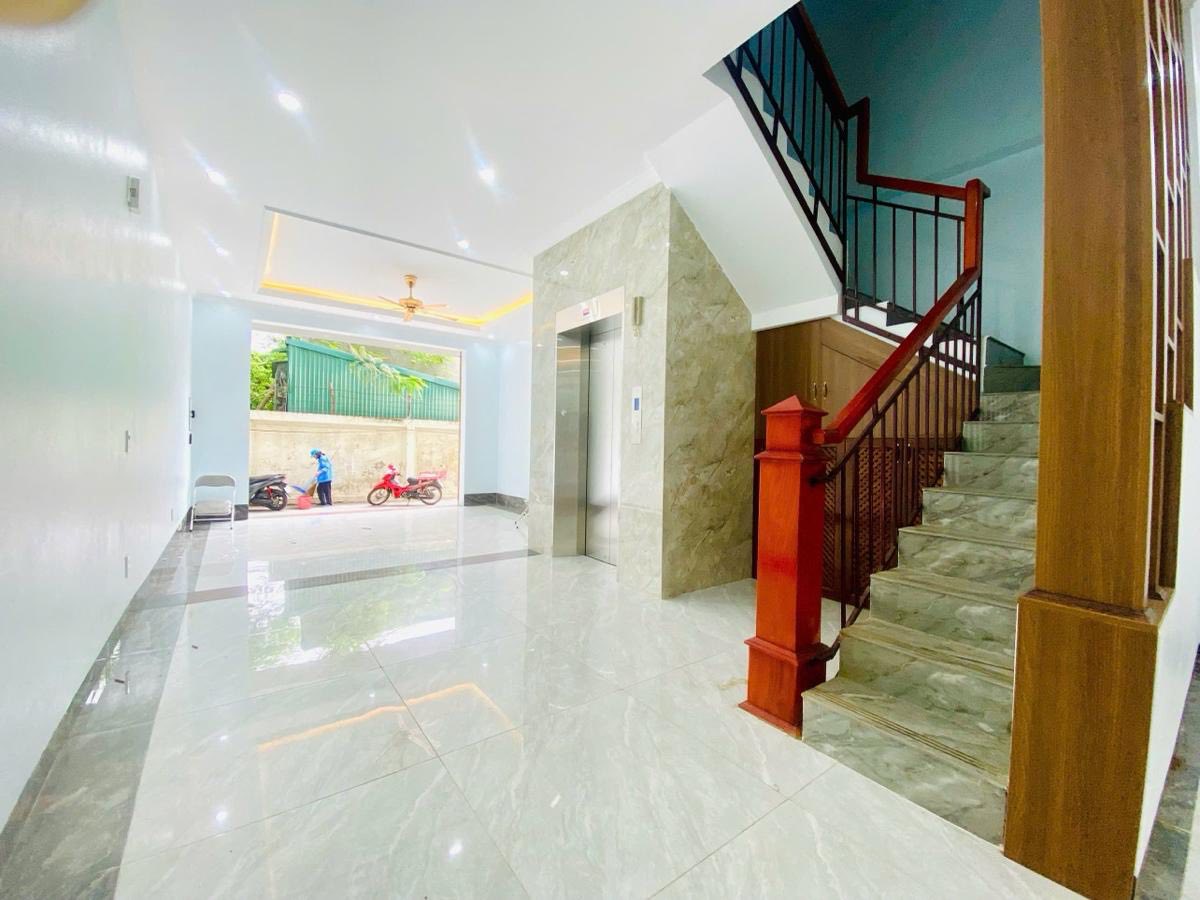 Bán nhà phân lô - oto - kinh doanh đỉnh phố Thịnh Liệt - Hoàng Mai, 76m2 CHỈ 16,1T