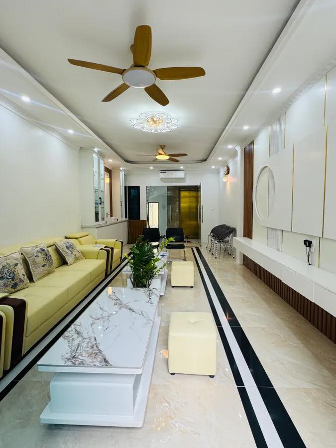 Nhà Ngọc Thụy 50m2, MT4m, 7 Tầng Thang Máy, Ô Tô Đỗ Cửa, Kinh Doanh Online, 13 Tỷ