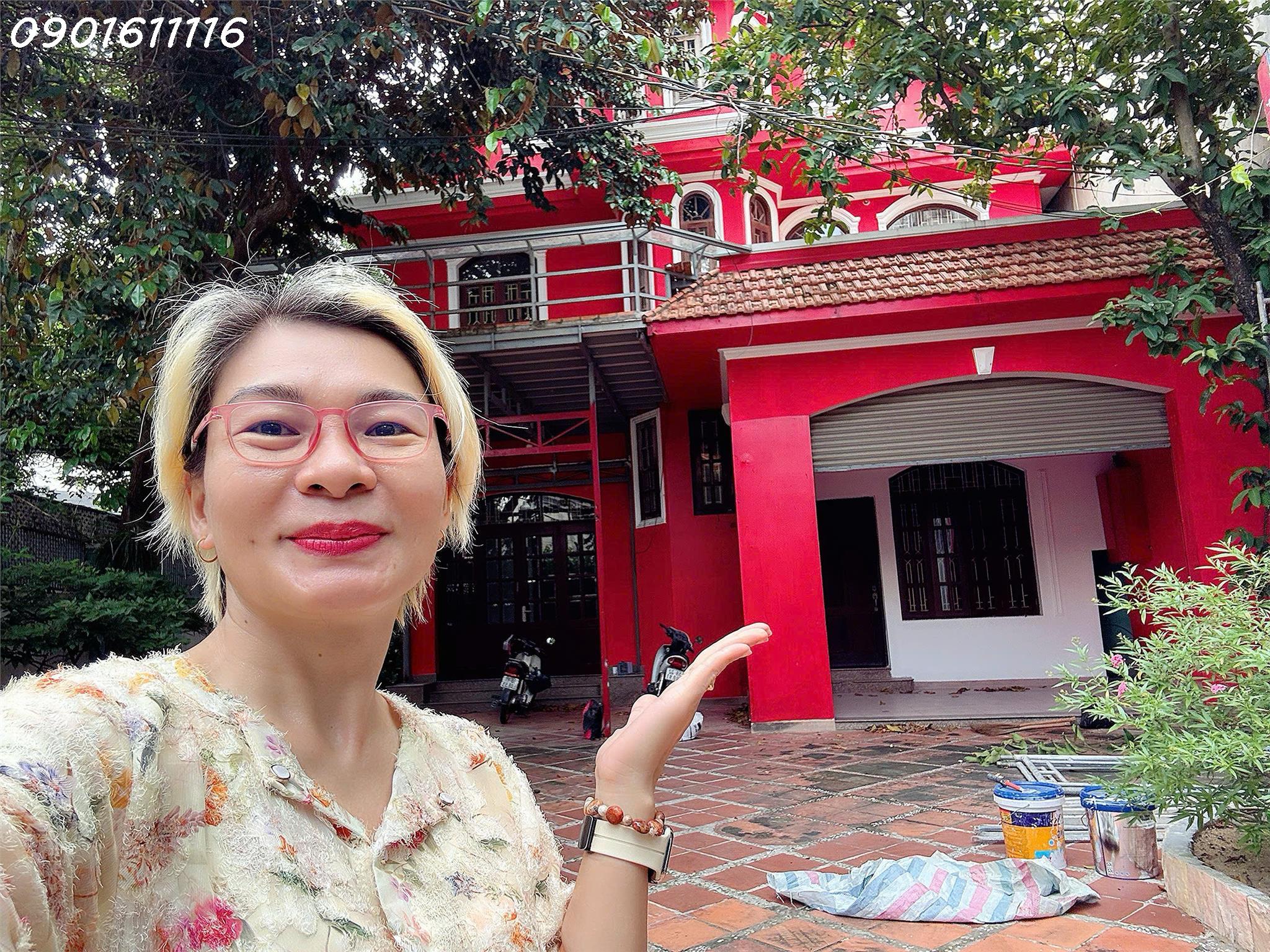 BÁN SIÊU PHẨM BIỆT THỰ ĐỎ Đ. NAM KỲ KHỞI NGHĨA, QUẬN 3 - HÀNG XÓM  BIỆT THỰ NHÀ ÔNG PHAN VĂN KHẢI