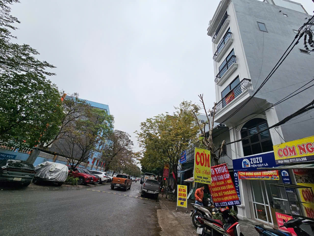 Mặt phố Nguyễn Du – vị trí kim cương giữa lòng thành phố.