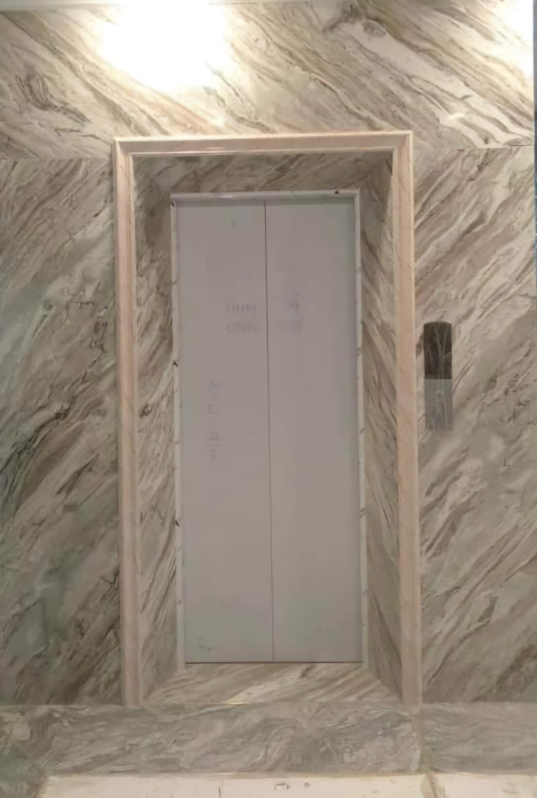 Cho thuê nhà, THANG MÁY, 363m2- 7,5T, Bạch Mai, Lạc Trung, Võ Thị Sáu